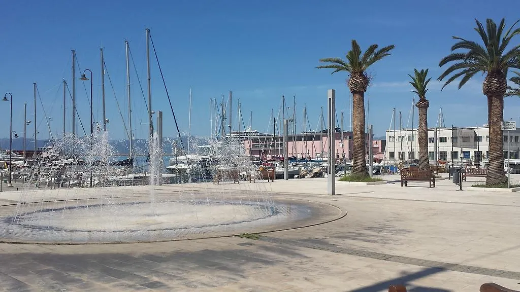Hotel Due Colonne Cagliari 3*,