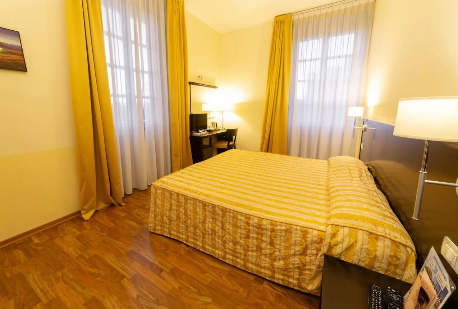Hotel Due Colonne Cagliari 3*,  Italy