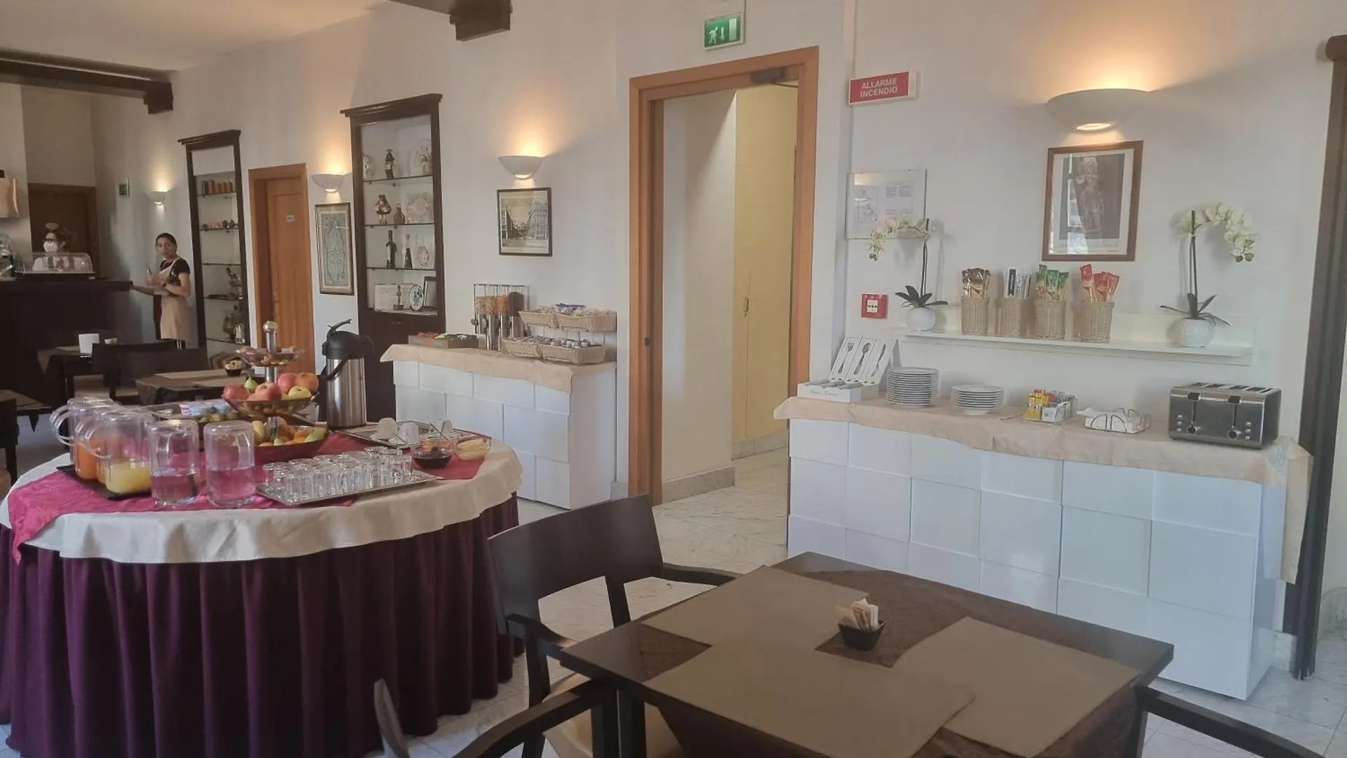 Hotel Due Colonne Cagliari 3*,